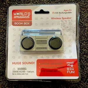 WORLDS SMALLEST BOOM BOX